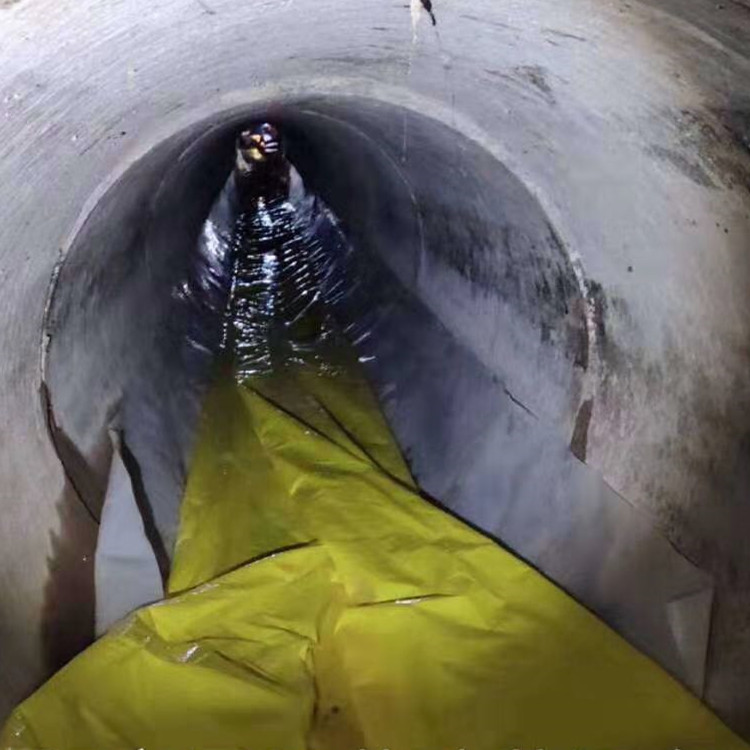 阿荣管道紫外光固化修复