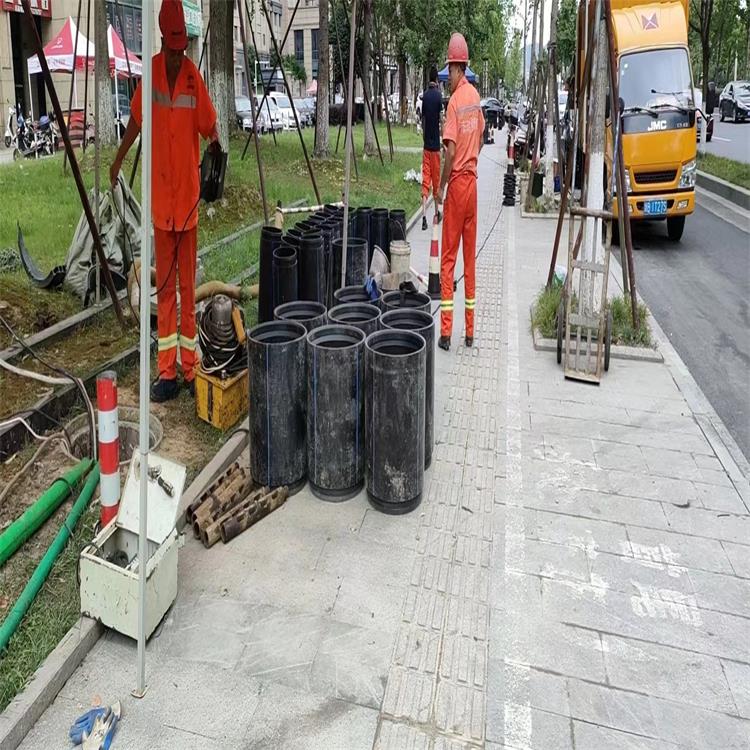 阿荣管道短管置换修复