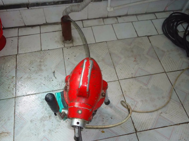 阿荣下水道疏通